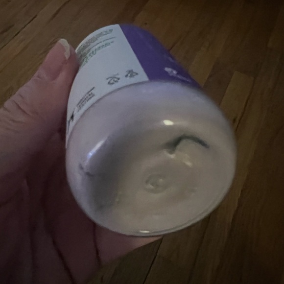 Lush Sleepy Dust Dusting Powder 1.5 oz - Picture 6 of 9